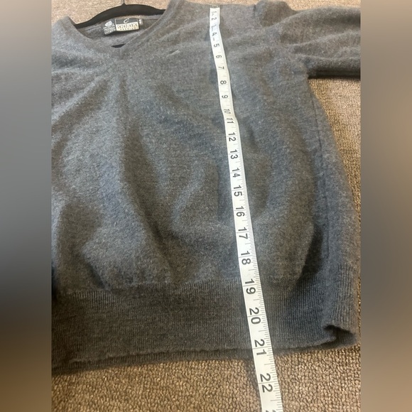 Casablanca Premium Sweater Men’s Size 44 Pure Wool Extra fine Grey V-Neck - Picture 8 of 8